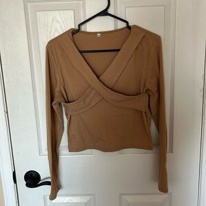 nude/ bage shirt long sleeves
